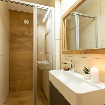 Richemont 8c By Interhome Apartman *